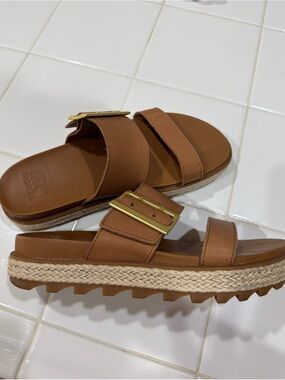 Sorel Women's Slide Sandals with Buckle size 6